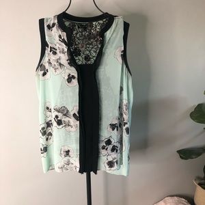 Ellen Tracy Mint Floral Top- L